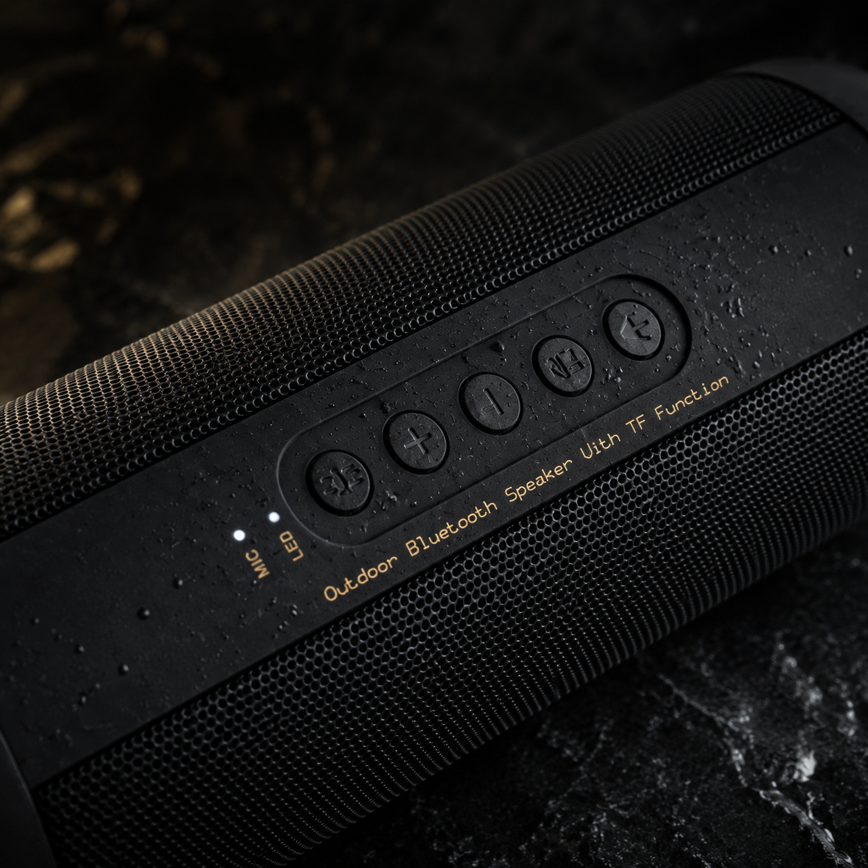 Averlo™ ThunderBass Outdoor Speaker
